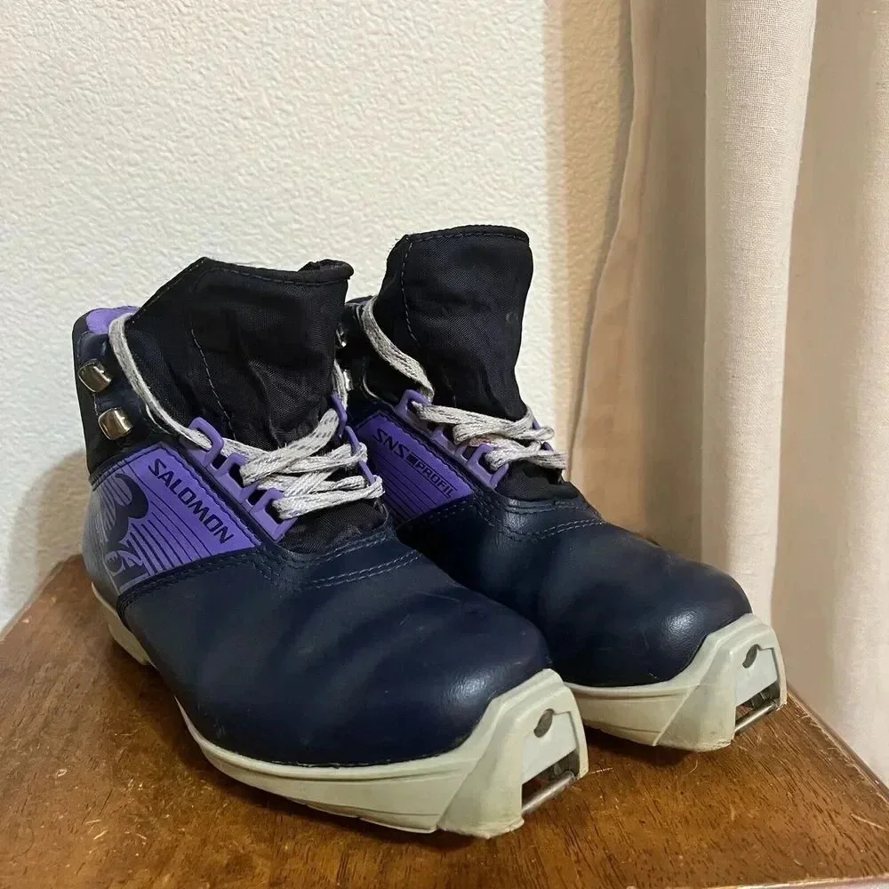 Vintage SALOMON 361 SR Nordic Cross Country Ski Boots Size EU 36 US 6 SNS Purple